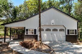 pole barn in Copiague, NY